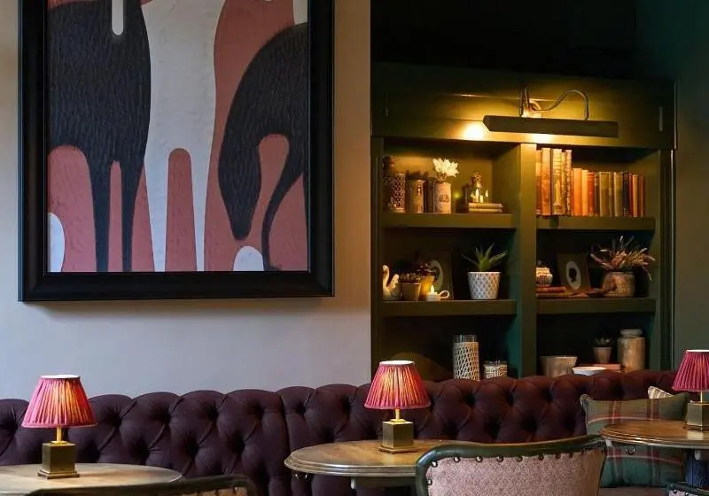Hotel The White Horse