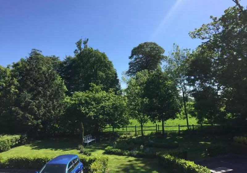 호텔 The White Swan