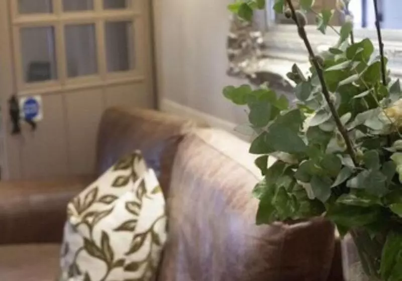 호텔 The White Swan