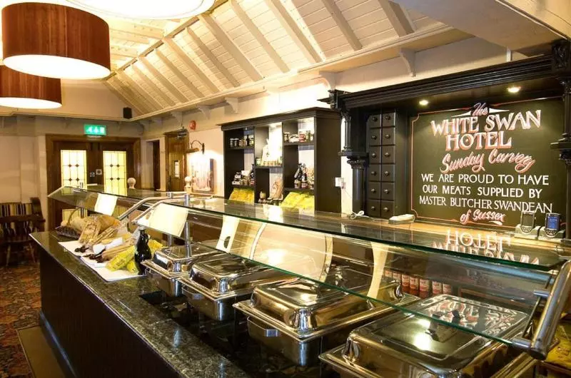 호텔 The White Swan