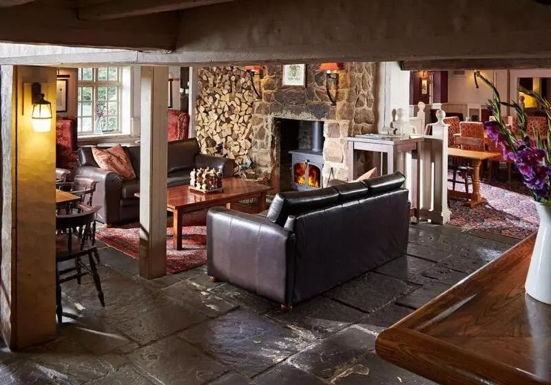 호텔 The White Swan