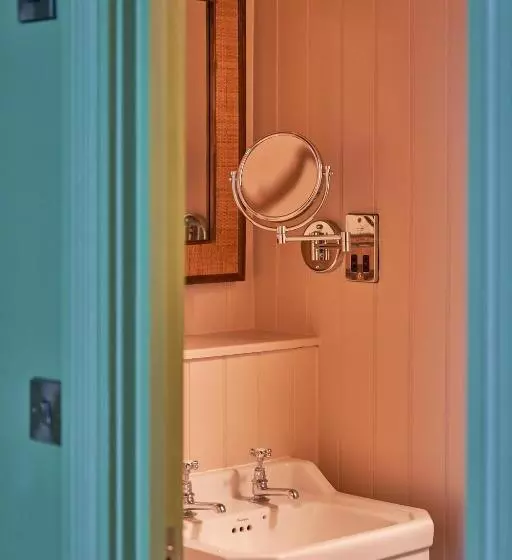 Hotel The White Horse