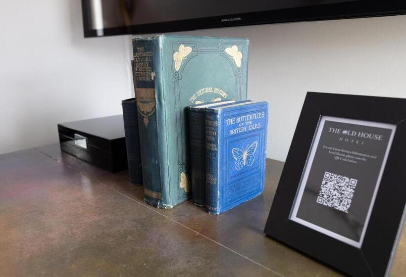 مبيت وإفطار Quob Park Old House Hotel & Spa