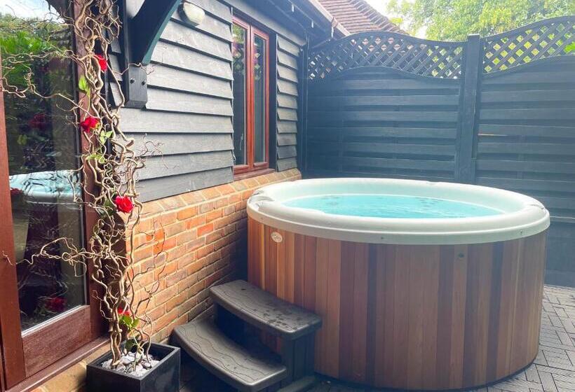 مبيت وإفطار Quob Park Old House Hotel & Spa