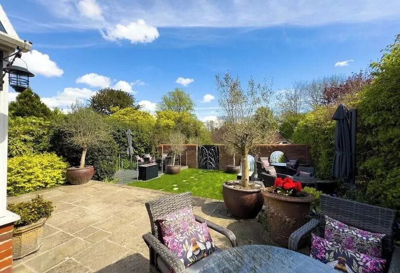 Bed and Breakfast Quob Park Old House Hotel & Spa