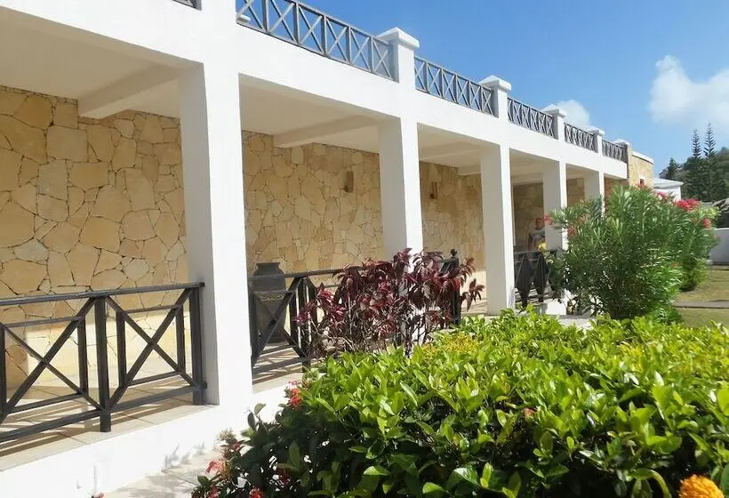 Coyaba Beach Resort