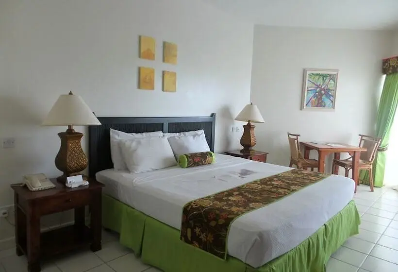 Coyaba Beach Resort
