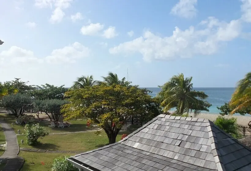 Coyaba Beach Resort