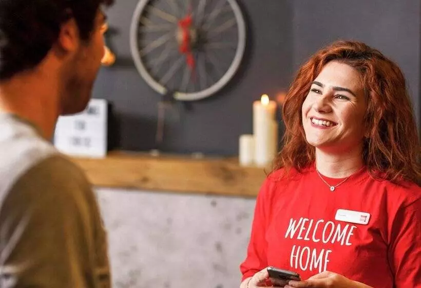 هتل Ibis London Luton Airport