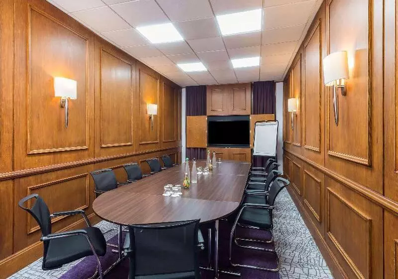 호텔 Mercure Telford Centre