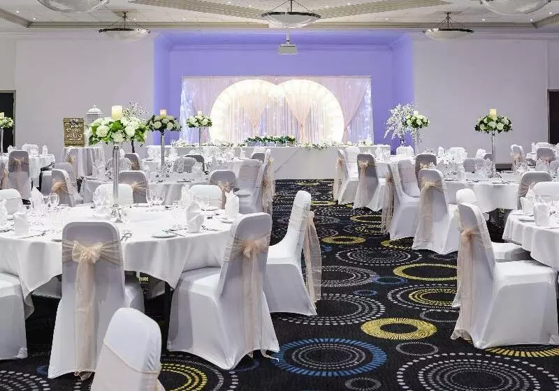 호텔 Mercure Telford Centre