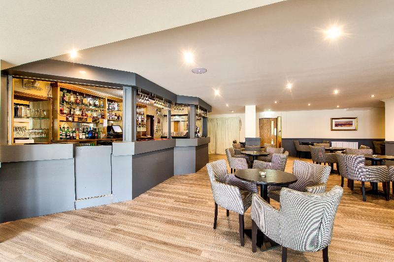 Onich Hotel & Lochside Beach Pods