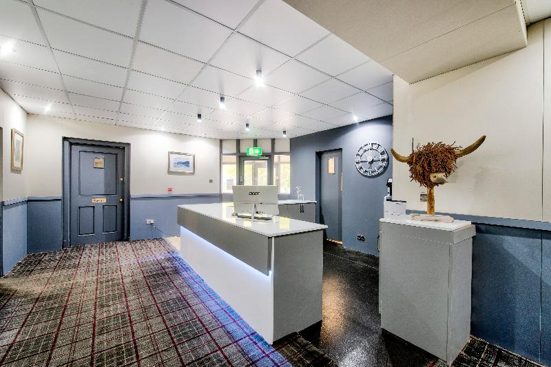 Onich Hotel & Lochside Beach Pods