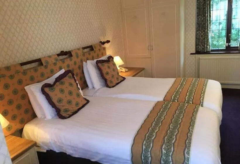 هتل Passford House