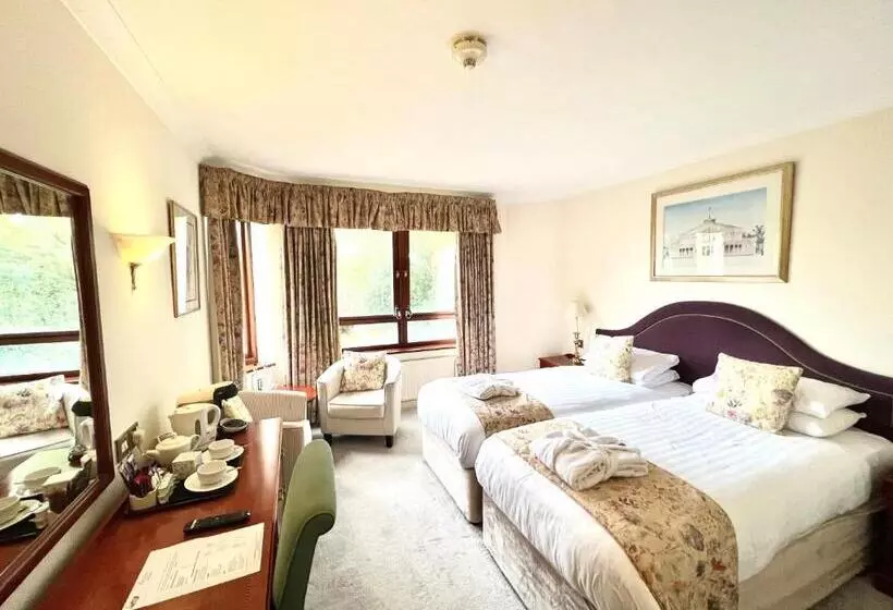 هتل Passford House