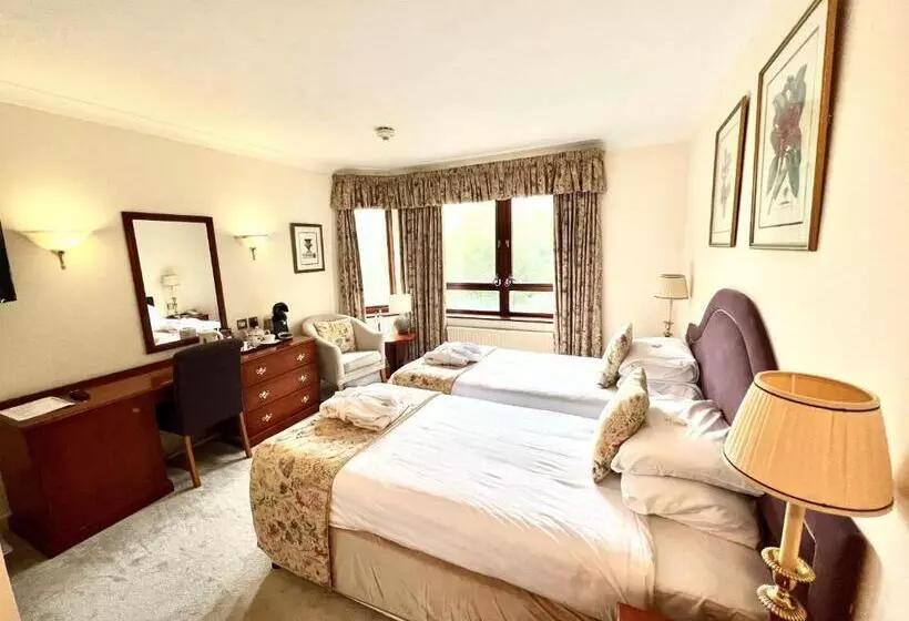 هتل Passford House