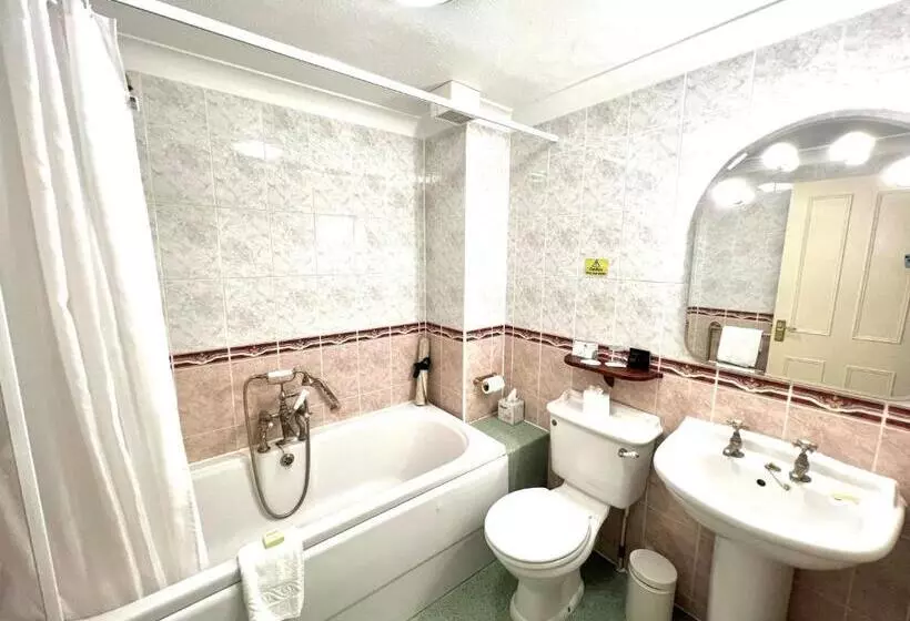 هتل Passford House