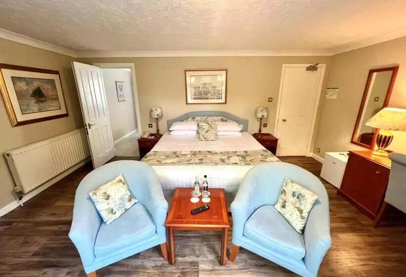 هتل Passford House