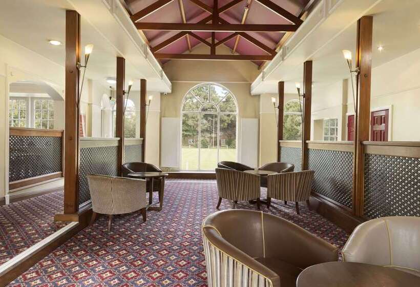 Hotel Ramada By Wyndham Birmingham Solihull