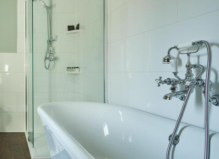 בית מלון כפרי The Angel Inn, Stoke By Nayland