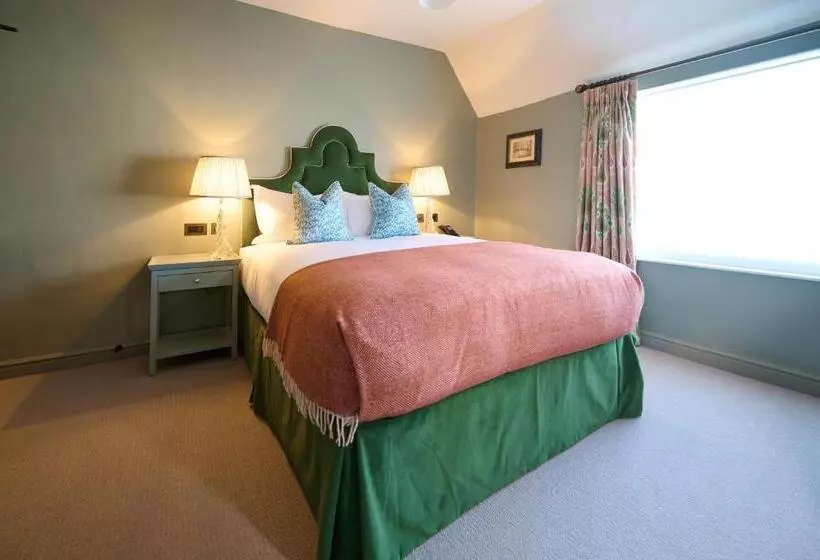 Отель The Angel Inn, Stoke By Nayland