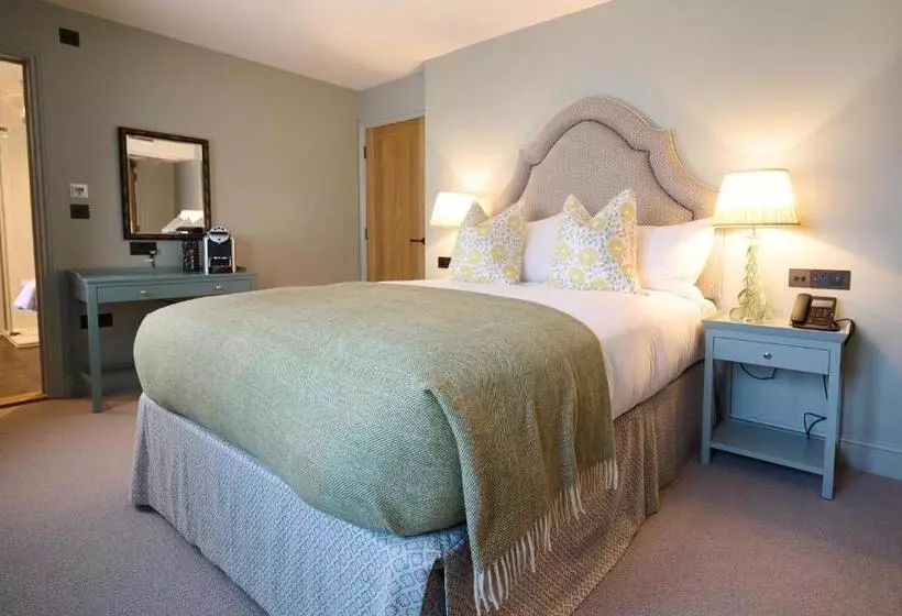 Отель The Angel Inn, Stoke By Nayland