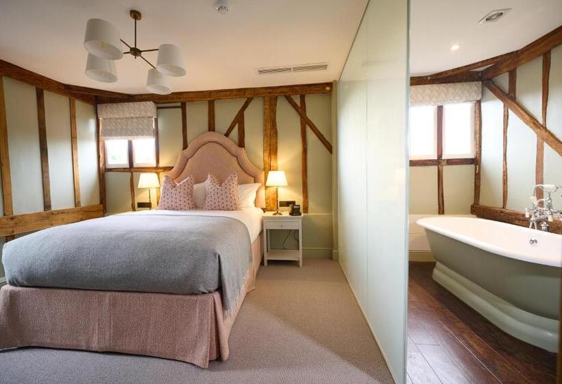 בית מלון כפרי The Angel Inn, Stoke By Nayland