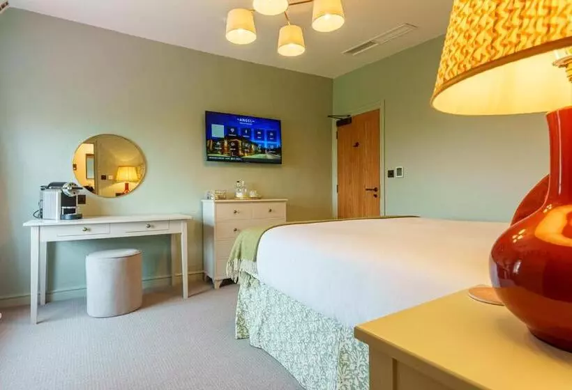 Отель The Angel Inn, Stoke By Nayland