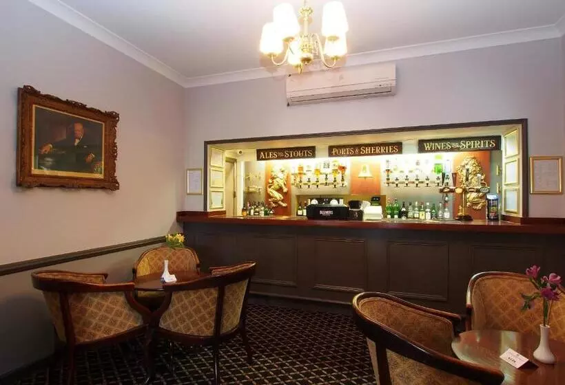 ホテル The Chatsworth