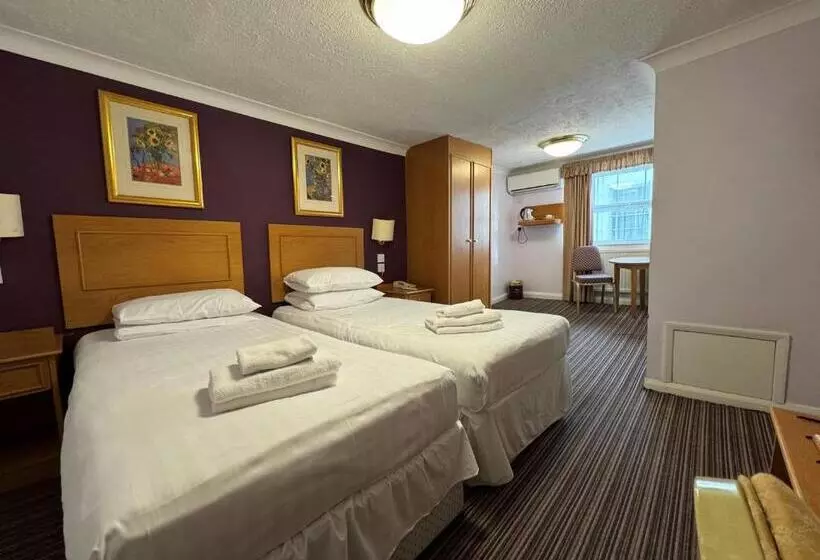 ホテル The Chatsworth