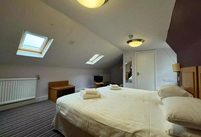 ホテル The Chatsworth