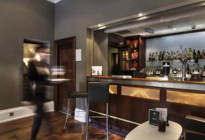 ホテル The Dean Court