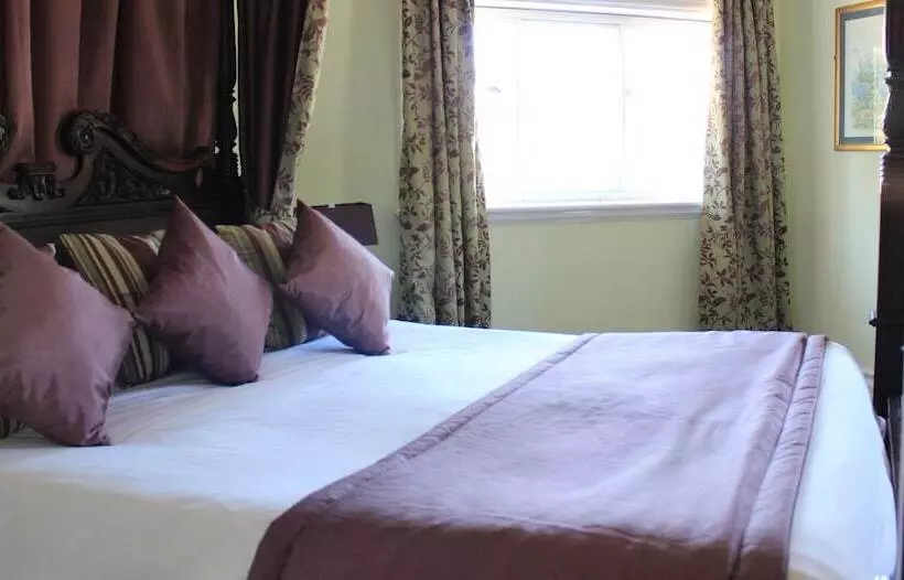 Hotel The Devil S Punchbowl