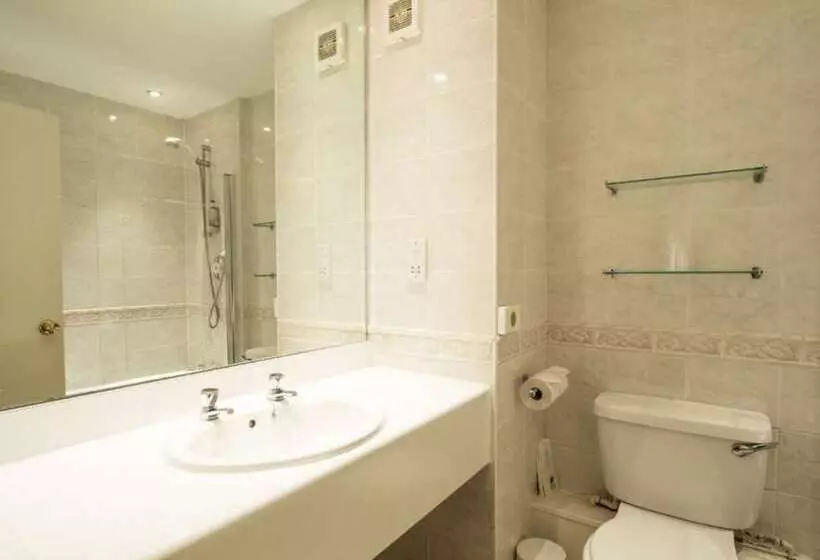 Hotel The Devil S Punchbowl