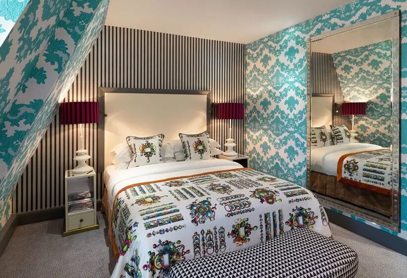 هتل The Mandeville