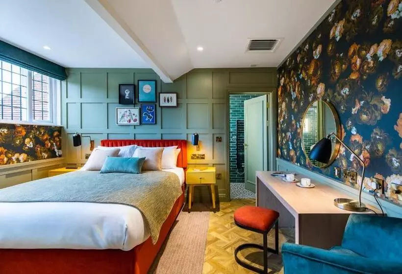 호텔 The Springs Resort & Golf Club