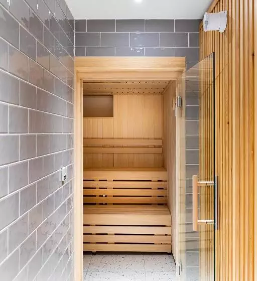 호텔 The Springs Resort & Golf Club