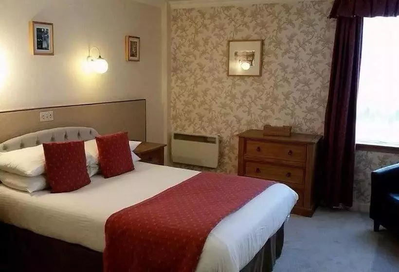 The Royal Hotel Tain