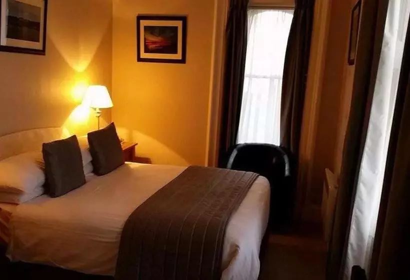 The Royal Hotel Tain