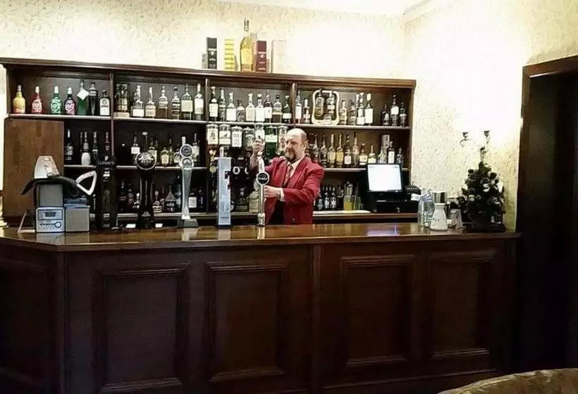 The Royal Hotel Tain