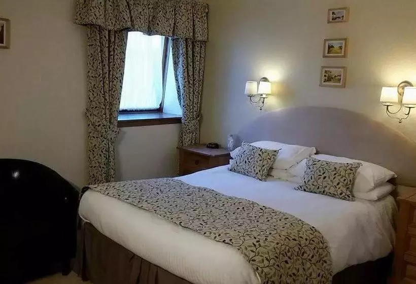 The Royal Hotel Tain