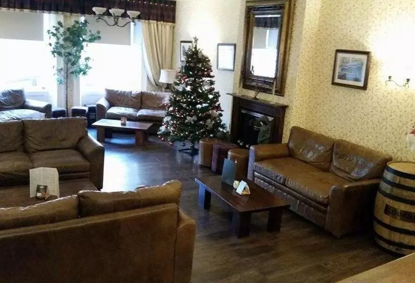 The Royal Hotel Tain