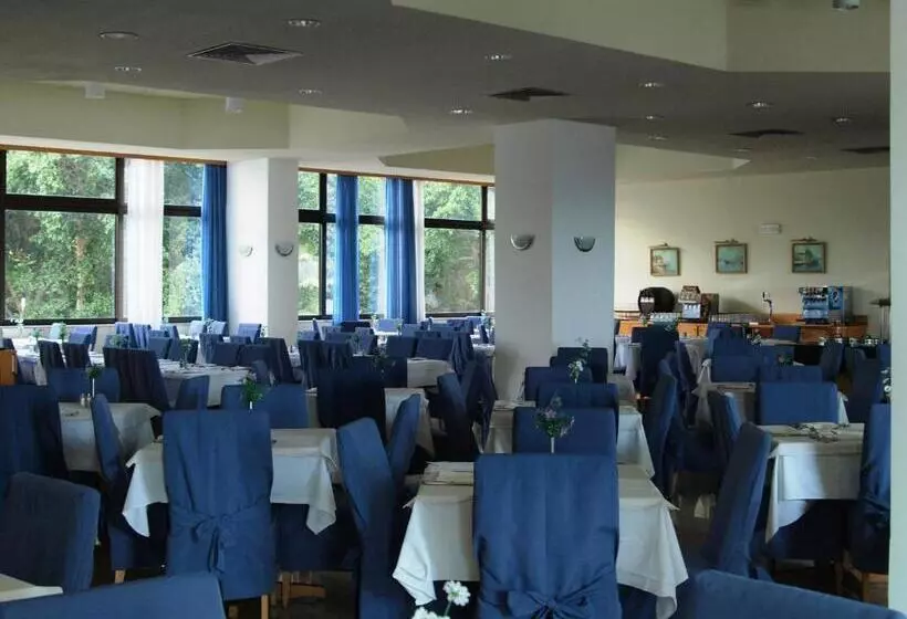 هتل Calypso Beach