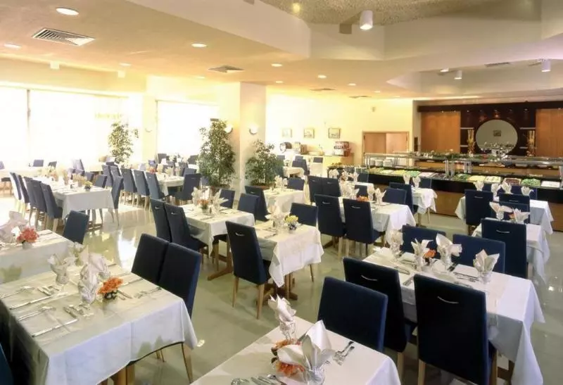 هتل Calypso Beach