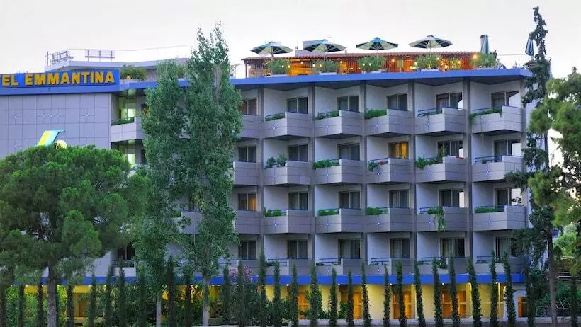 호텔 Emmantina