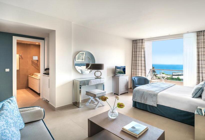 ホテル Ikos Olivia