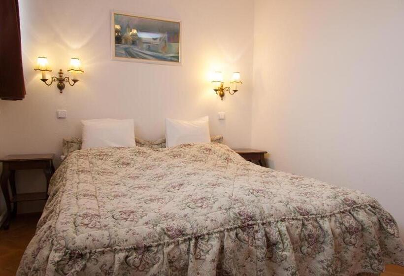 酒店 István Király Szálló