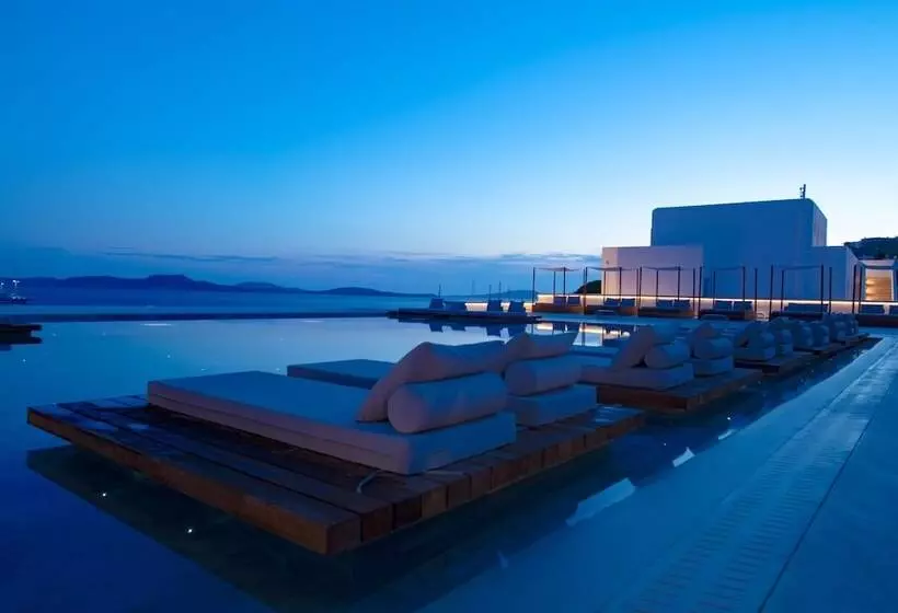 Отель Manoula S Beach Mykonos Resort