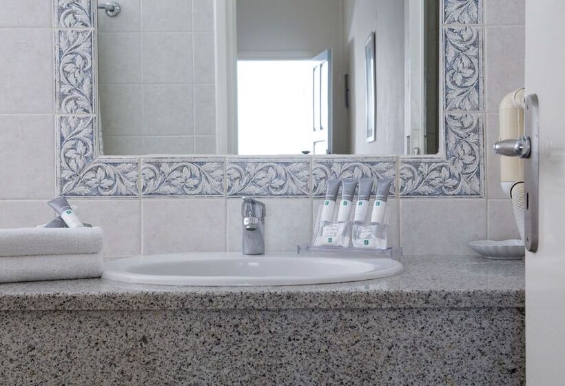 Hotel Manoula S Beach Mykonos Resort