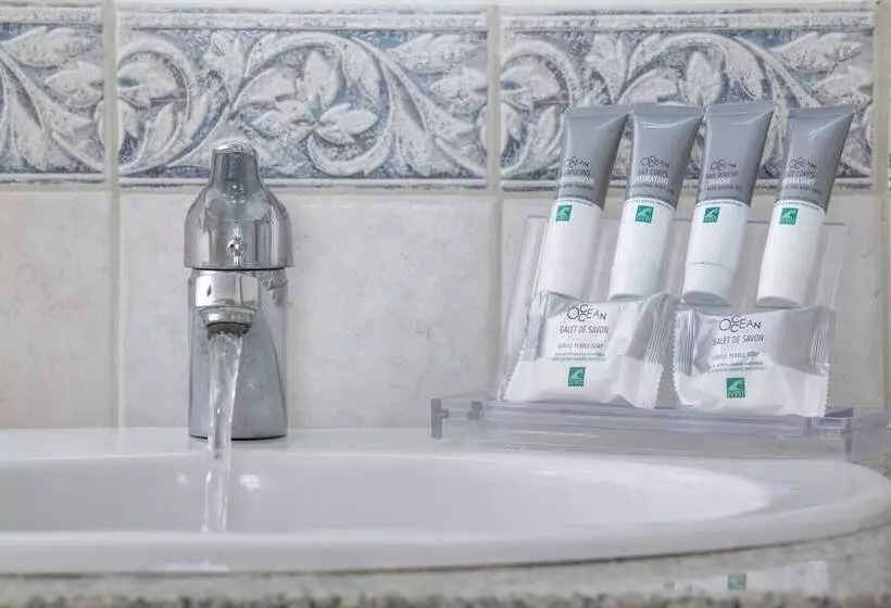 Отель Manoula S Beach Mykonos Resort